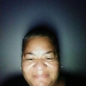 Meet your Posher, Alethea